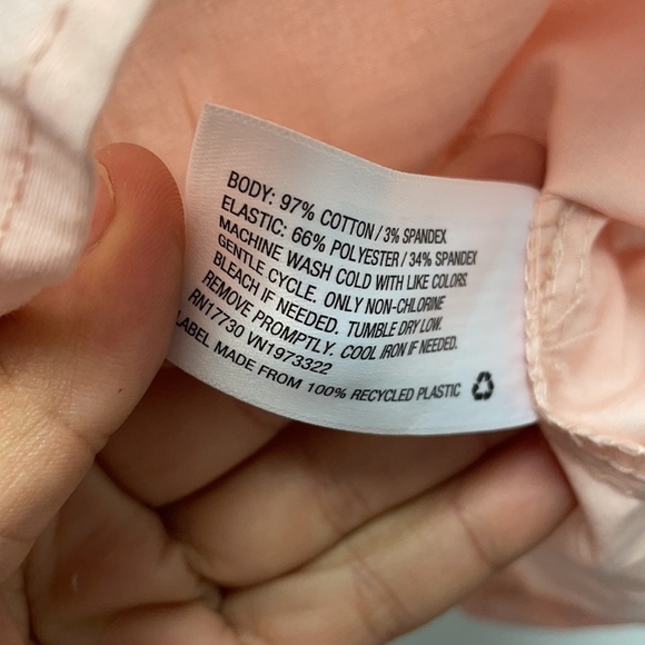 Wild fable ruffle pink crop top - Picture 4 of 4